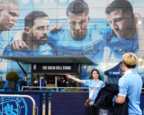 Man City Battle SSC Napoli in UCL Encounter